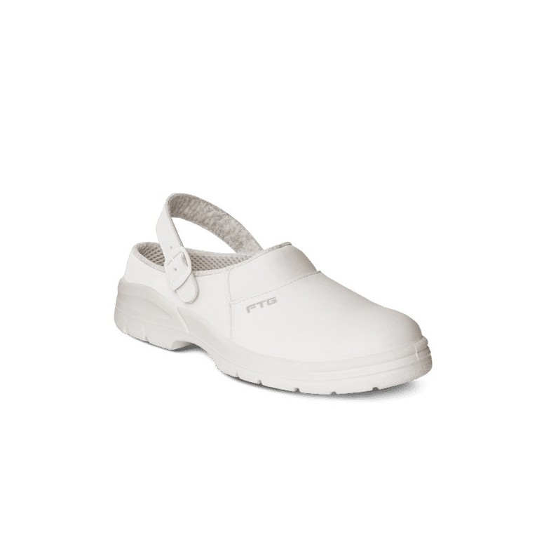 Chaussures de sécurité blanches style mocassin...