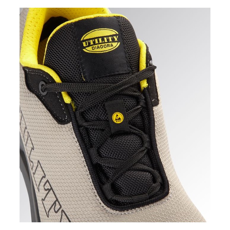 Tous dehors - Chaussures de sécurité Diadora...