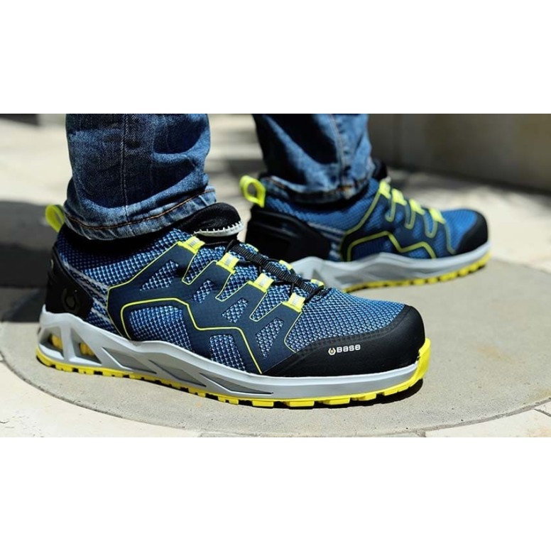Chaussures de sécurité Base K-Walk S1P HRO SRC...